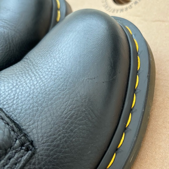 Dr Marten 1460 Pascal Boot - Picture 6 of 7